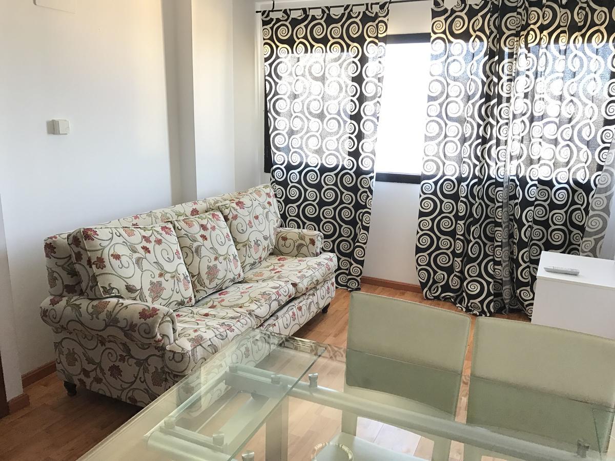 Apartamentos Monte Oiz Asn เซียร์ราเนบาดา ภายนอก รูปภาพ