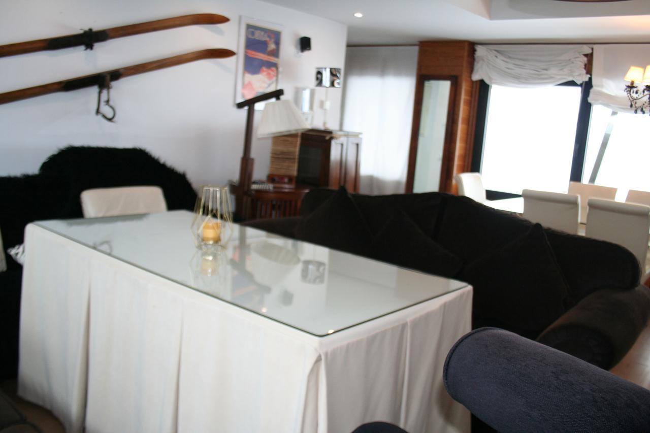 Apartamentos Monte Oiz Asn เซียร์ราเนบาดา ภายนอก รูปภาพ